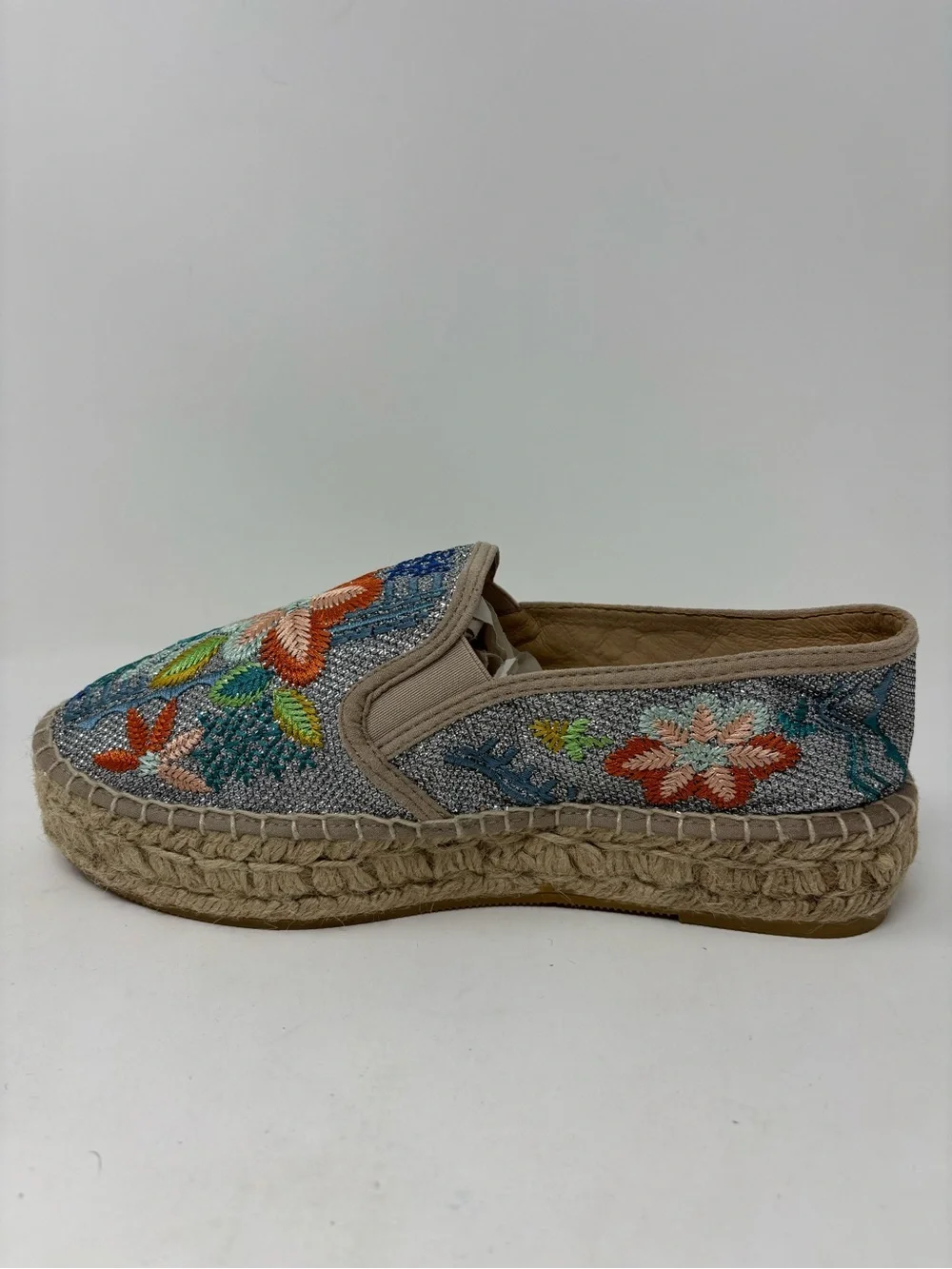 NWOT JOHNNY WAS ELYSIA METALLIC FLORAL EMBROIDERED PLATFORM ESPADRILLES SIZE 40